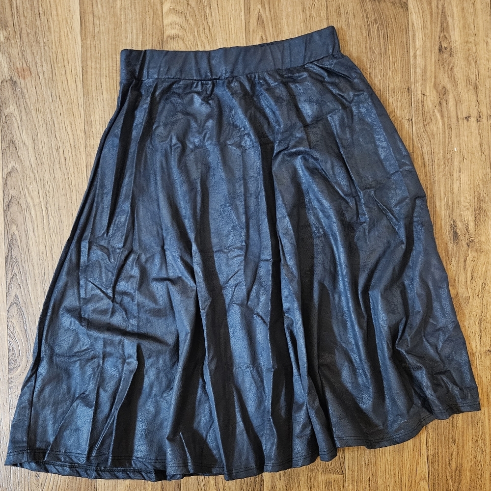 Elegant Black Maxi Skirt